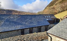 Cwm Clyd - Carthouse